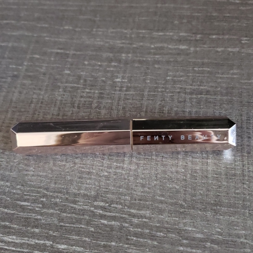Fenty beauty mattemoiselle